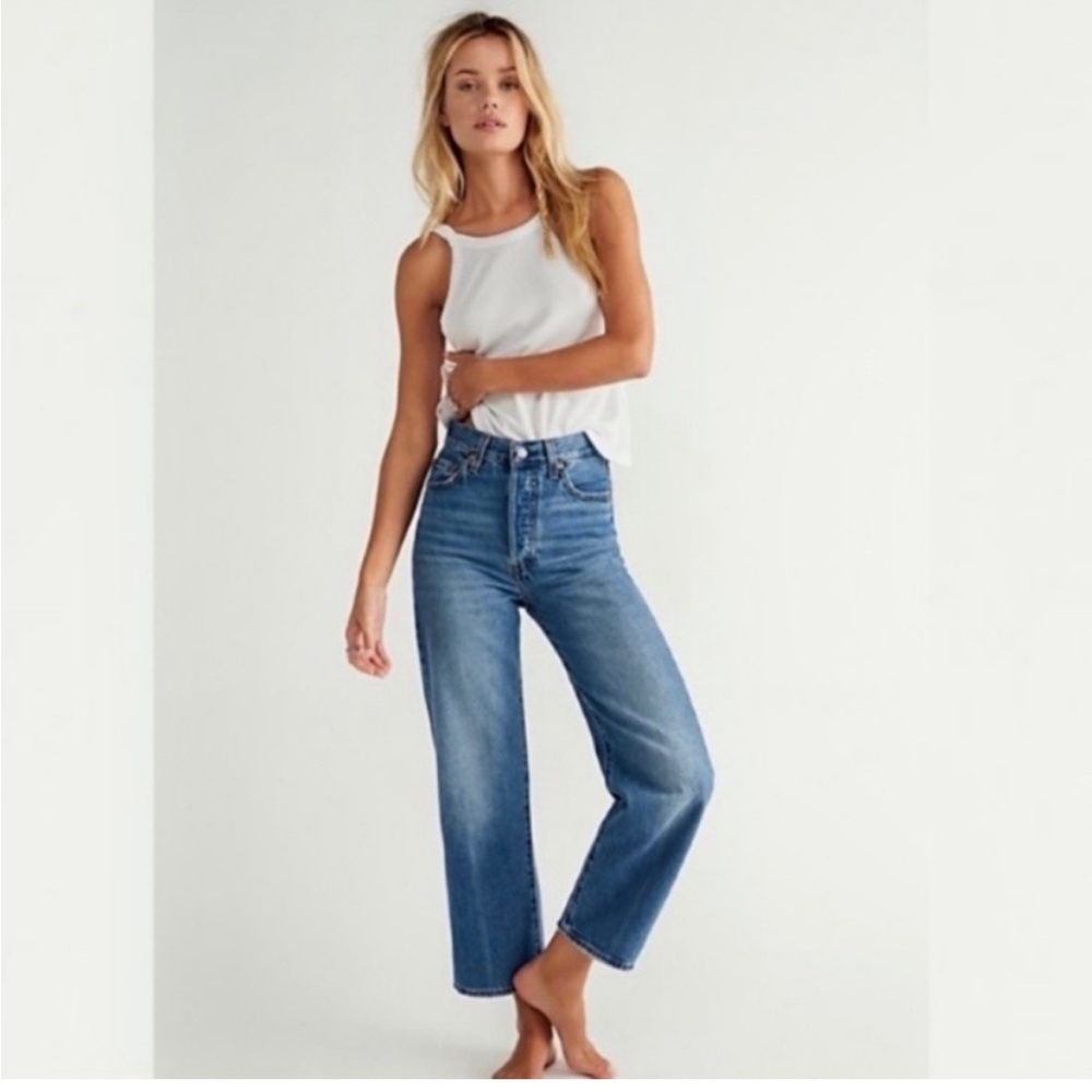 Levi Ribcage Straight Jeans
